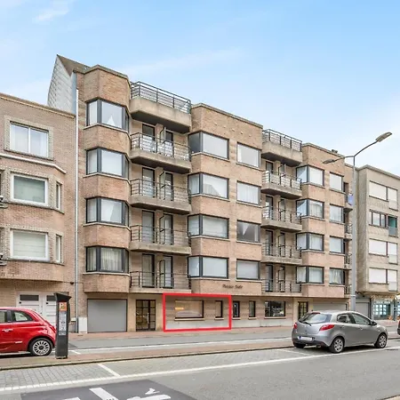 Marco Polo With Free Parking