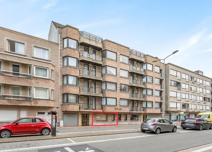 Marco Polo With Free Parking